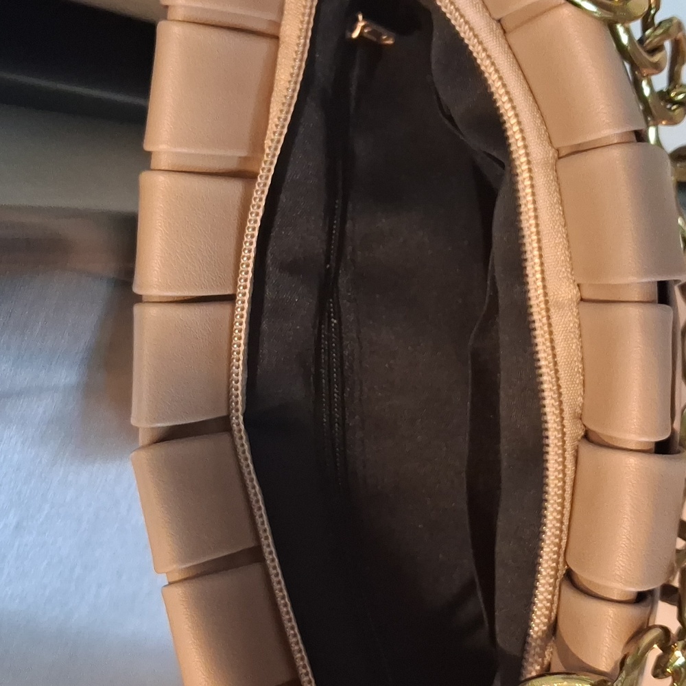 Tan Woven Crossbody Bag with Gold Chain - Picture 3 of 4